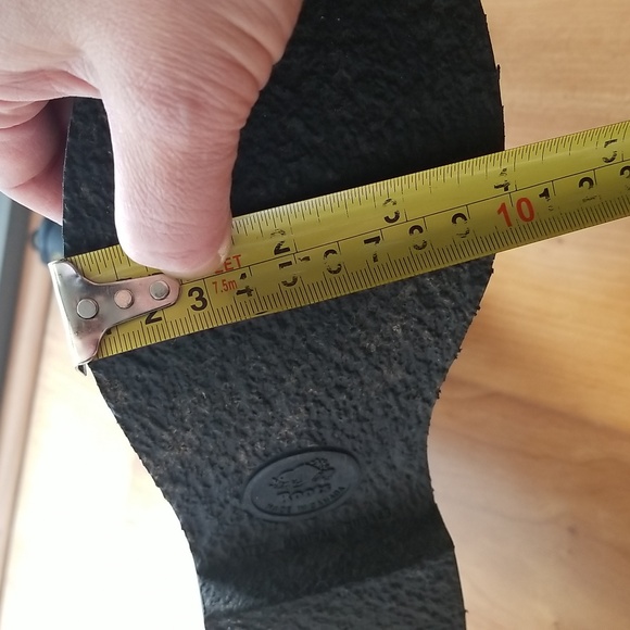 🇨🇦Roots Leather Boots- Back Zip- RARE - Picture 12 of 14